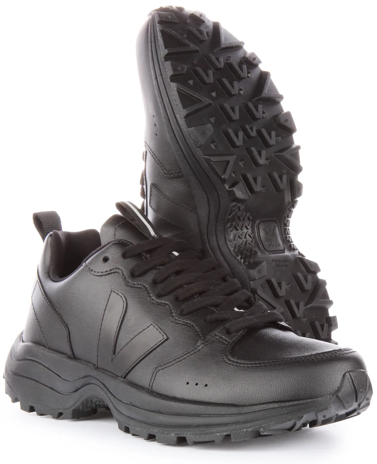 Veja Venturi CWL In Black For Women Move Ready