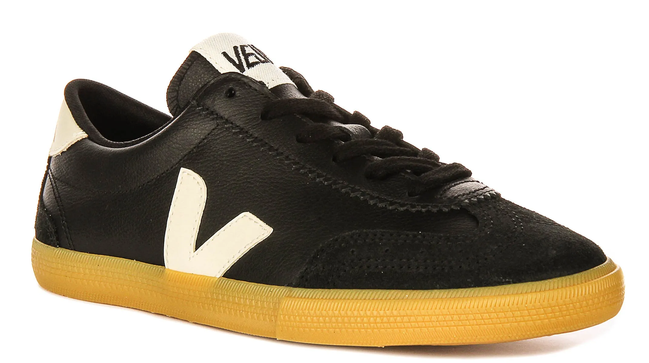 Veja Volley In Black White For Women Compact Form