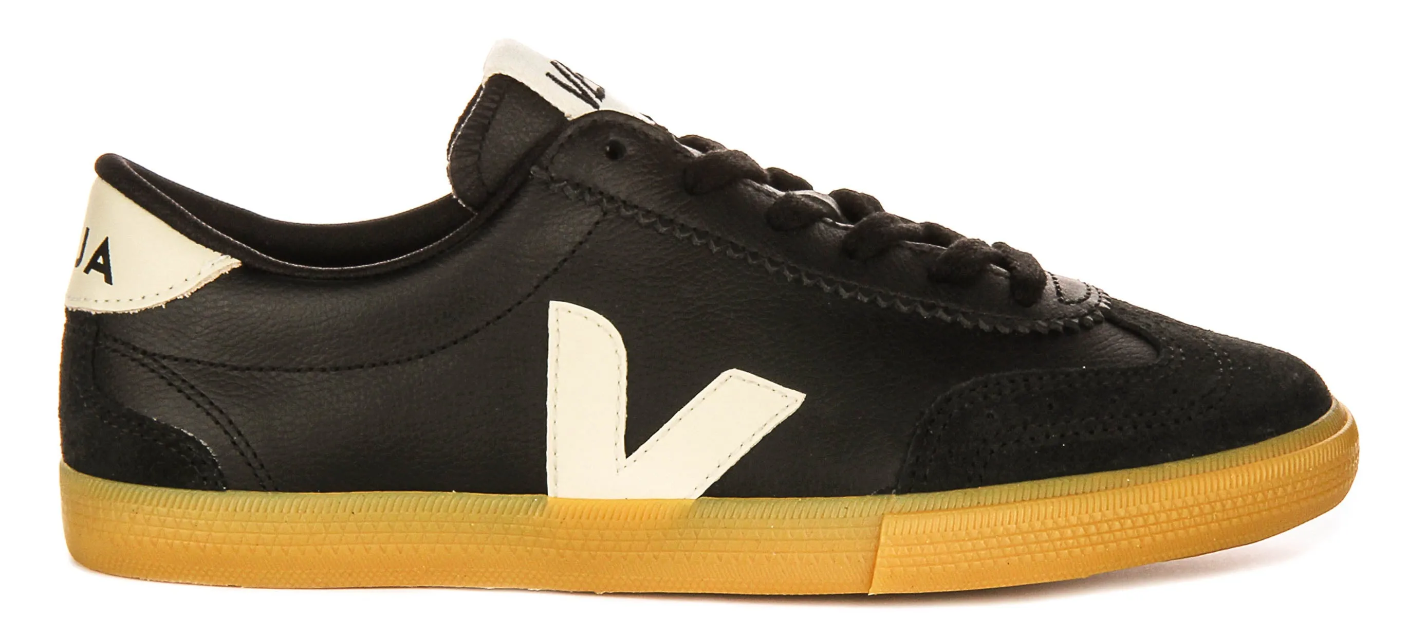 Veja Volley In Black White For Women Pace Power