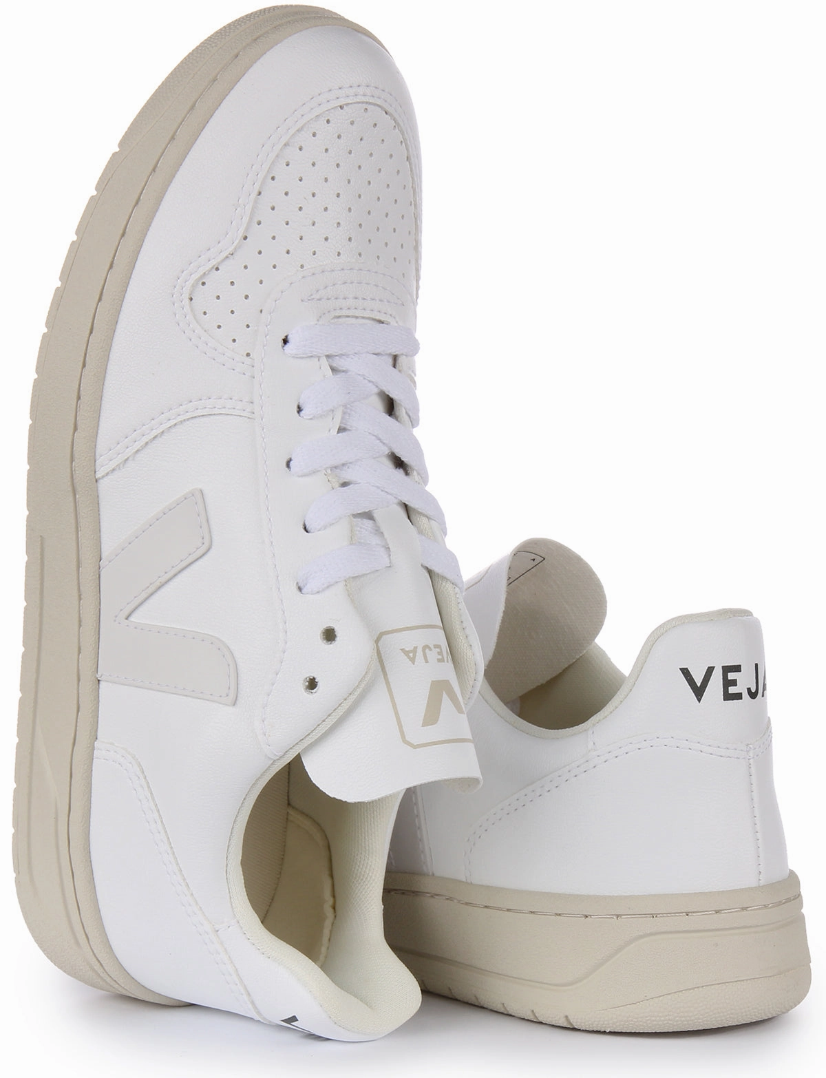 Veja V 10 Cwl In White For Men Smart Grip