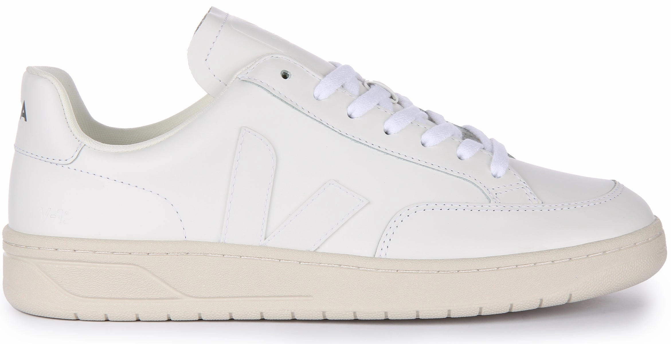 Veja V 12 Leather In White For Women Max Control