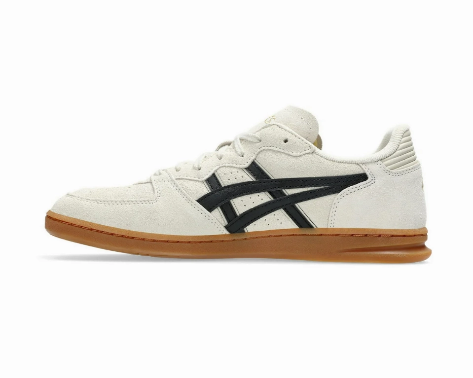 Versatile elegance ASICS - Skyhand OG - Oatmeal/Black - Men's [1203A452 250]
