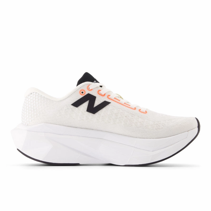 W New Balance Fuelcell Supercomp Trainer  v3 WRCXCS4 Stretchable Mesh Concept