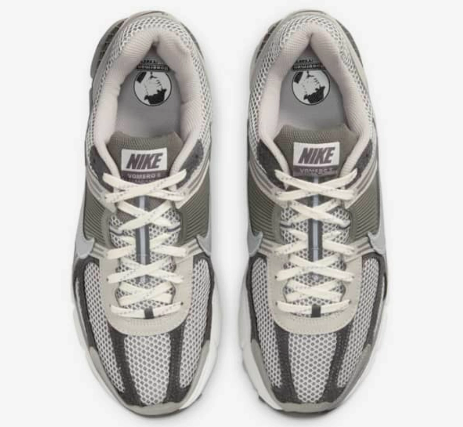 Wide space NIKE - Zoom Vomero 5 - Iron Ore/Flat Pewter - Unisex [FD0791 012]