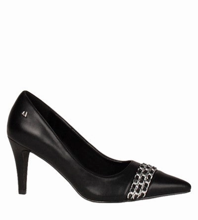 UNA HEALYS STUCK ON YOU Una Healy